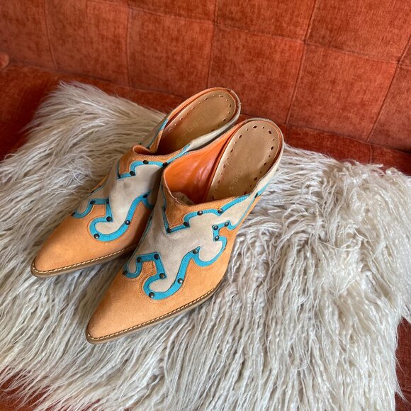 BCBG Women's sz 6.5B Western Style Slide Mule Heel Shoes Multicolored - Picture 2 of 9